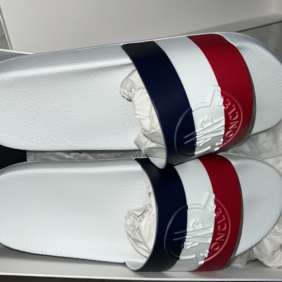 Moncler mens slides size 42. Basile sandalo never worn. - Picture 2 of 5